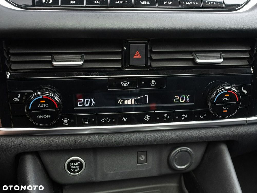 Nissan Qashqai 1.3 DIG-T mHEV Premiere Edition - 17