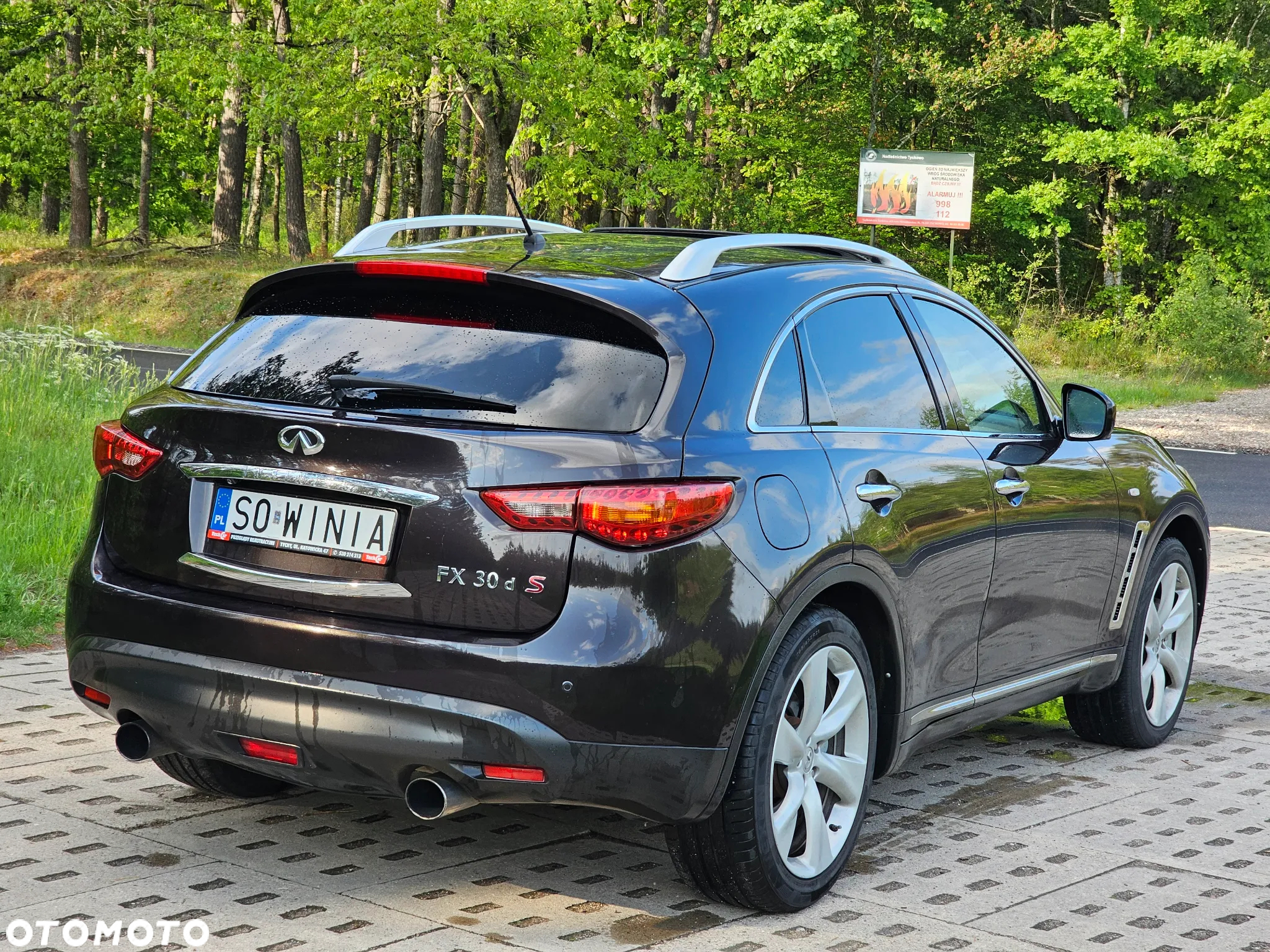 Infiniti FX FX30d S Premium - 3
