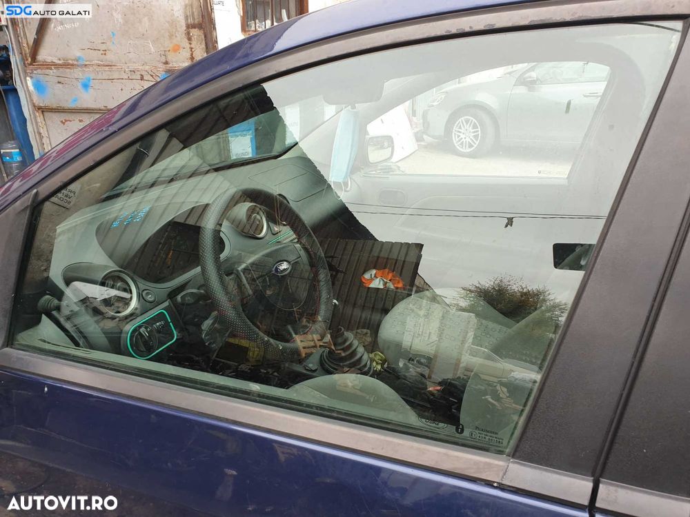 Geam Sticla Usa Portiera Stanga Fata Ford Fiesta MK 5 4 Usi 2002 - 2008 - 1