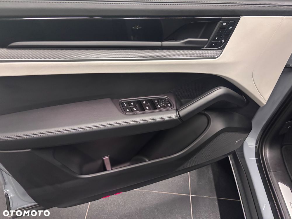 Porsche Cayenne S Tiptronic S - 17