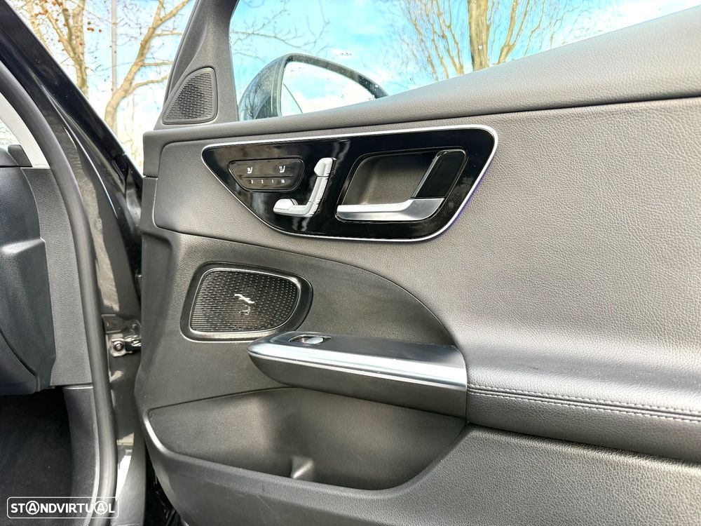 Mercedes-Benz C 300 - 15