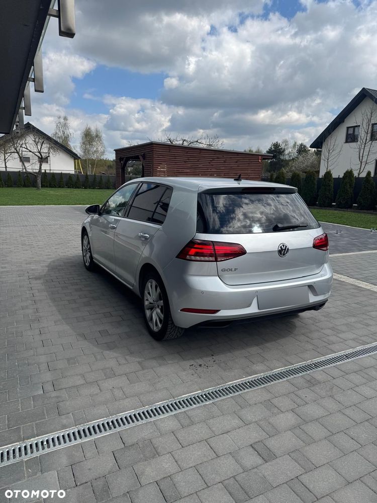 Volkswagen Golf 1.0 TSI BMT Trendline - 5