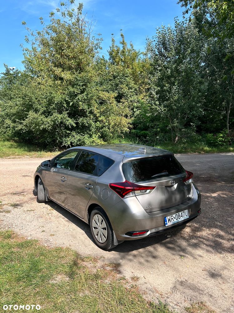 Toyota Auris 1.33 VVT-i Comfort - 13