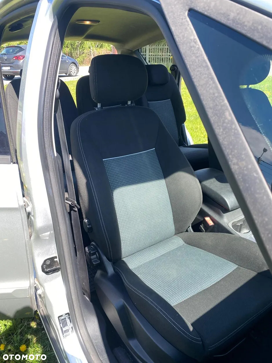 Ford S-Max 2.0 Ambiente - 22