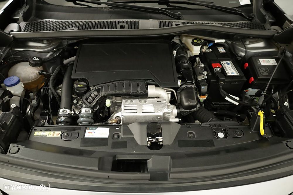 Peugeot 2008 1.2 PureTech Allure - 24