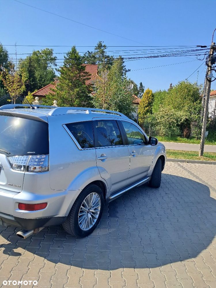 Mitsubishi Outlander 2.4 Intense + EU5 CVT - 3