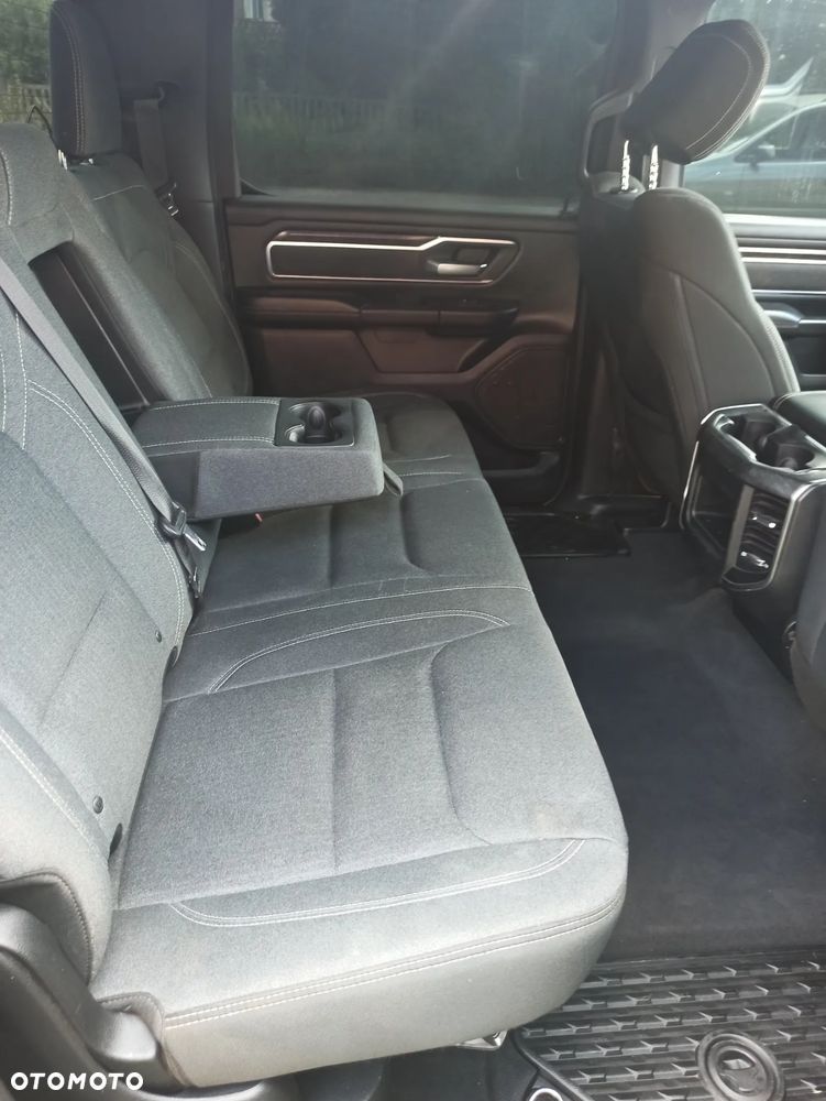 RAM 1500 - 10