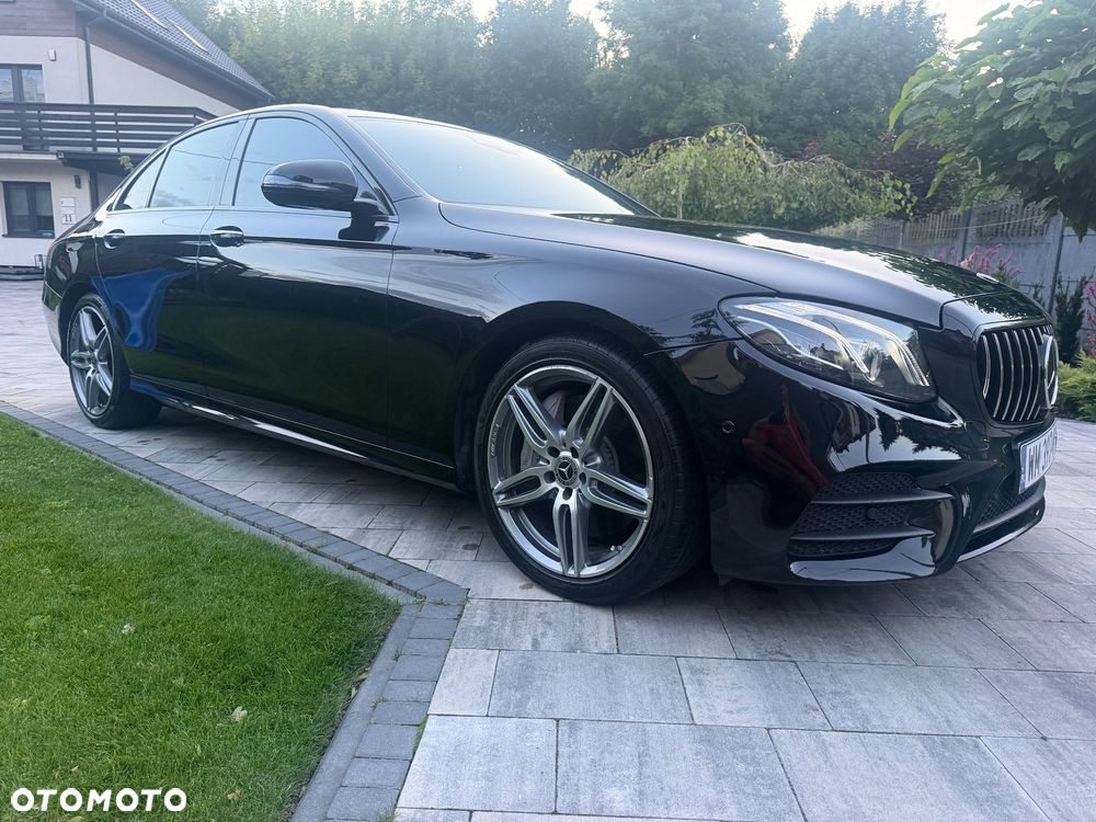 Mercedes-Benz Klasa E 300 9G-TRONIC - 37