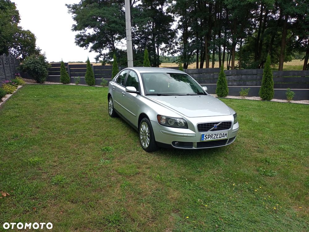 Volvo S40 1.8 - 25