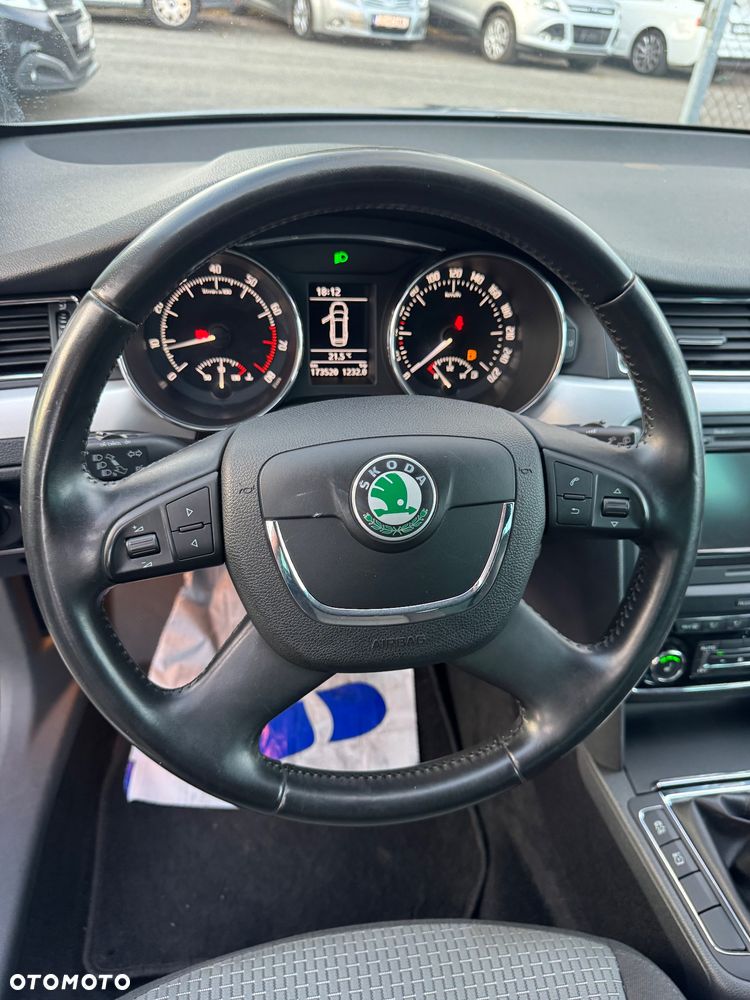 Skoda Superb - 25