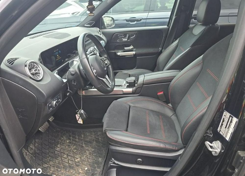 Mercedes-Benz GLB 250 4Matic 8G-DCT AMG Line - 6