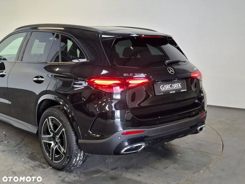 Mercedes-Benz GLC - 16