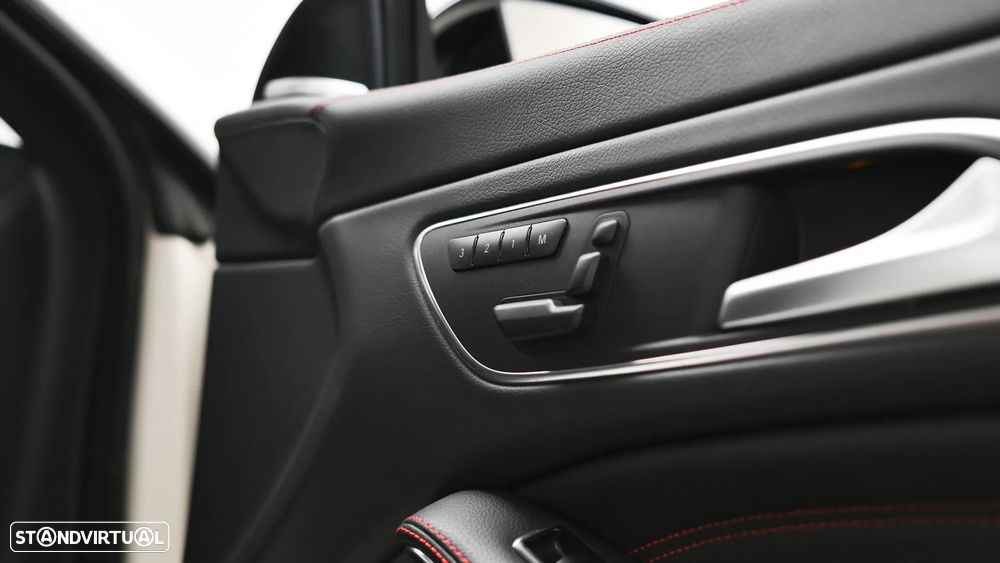 Mercedes-Benz CLA 45 AMG Shooting Brake 4-Matic - 37