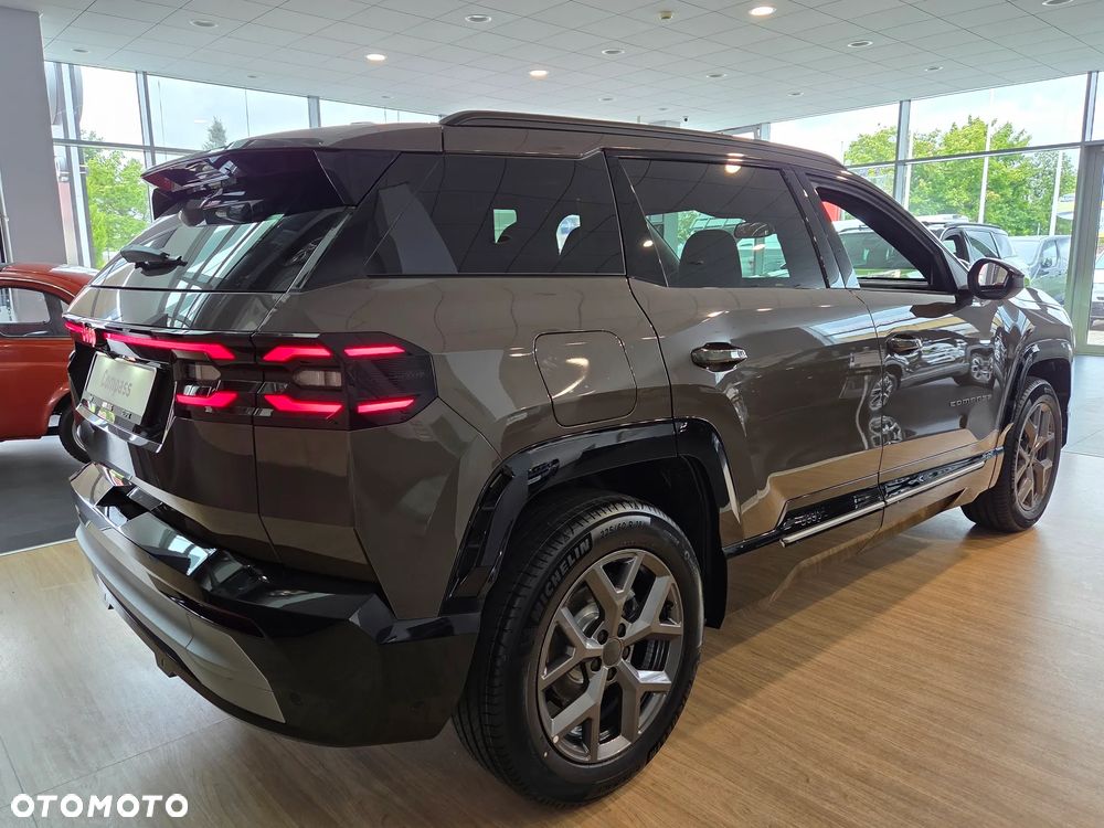 Jeep Compass 1.2 T3 mHEV First Edition FWD DCT - 6