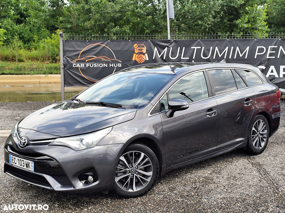 Toyota Avensis 2.0 D-4D Executive - 9