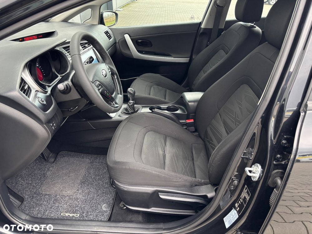 Kia Ceed 1.4 CVVT Edition 7 - 22