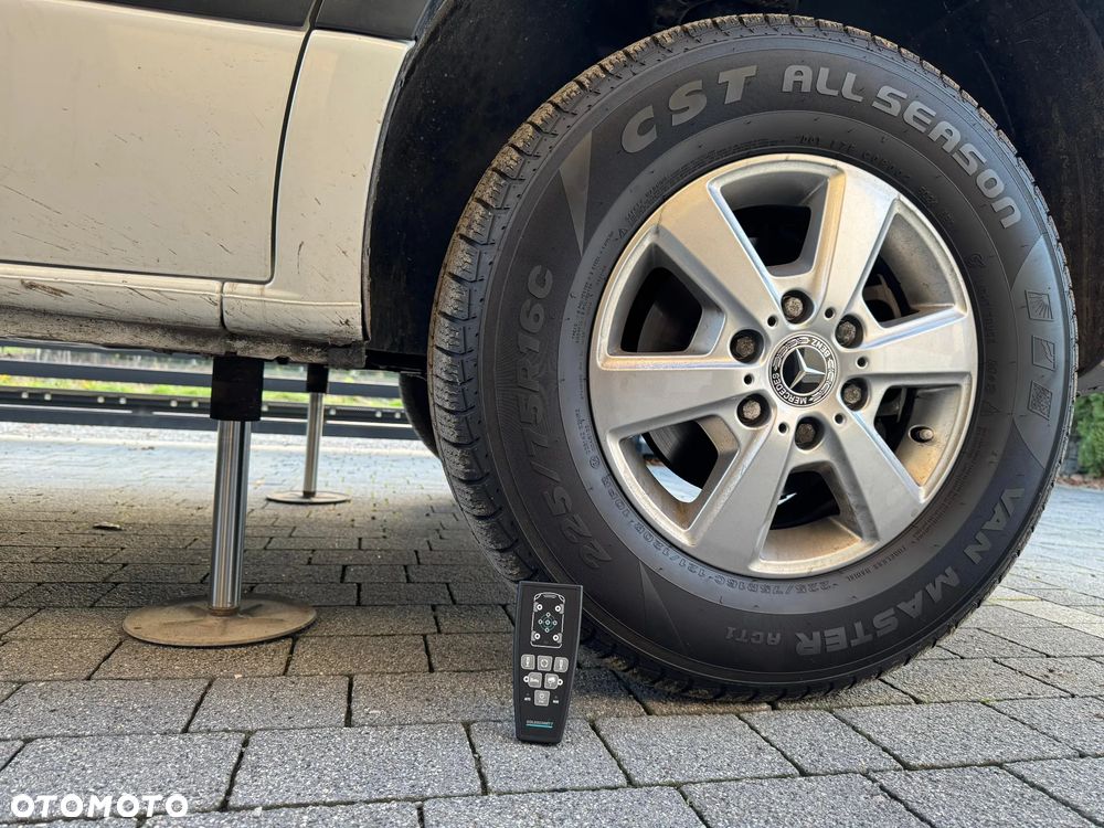 Mercedes-Benz Sprinter Hymer Free 600 - 7