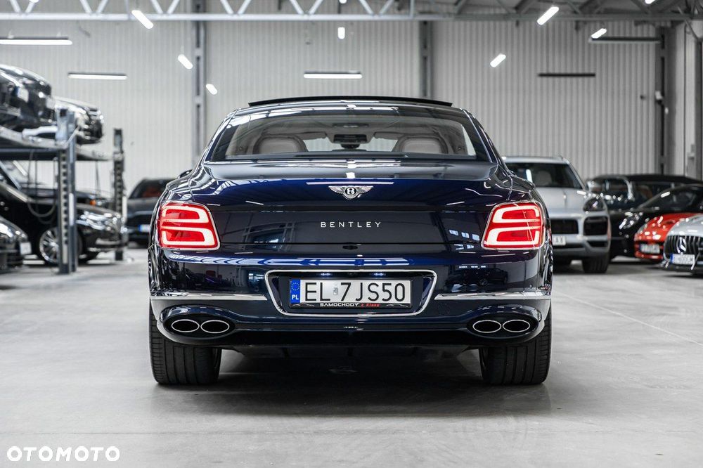 Bentley Flying Spur - 11