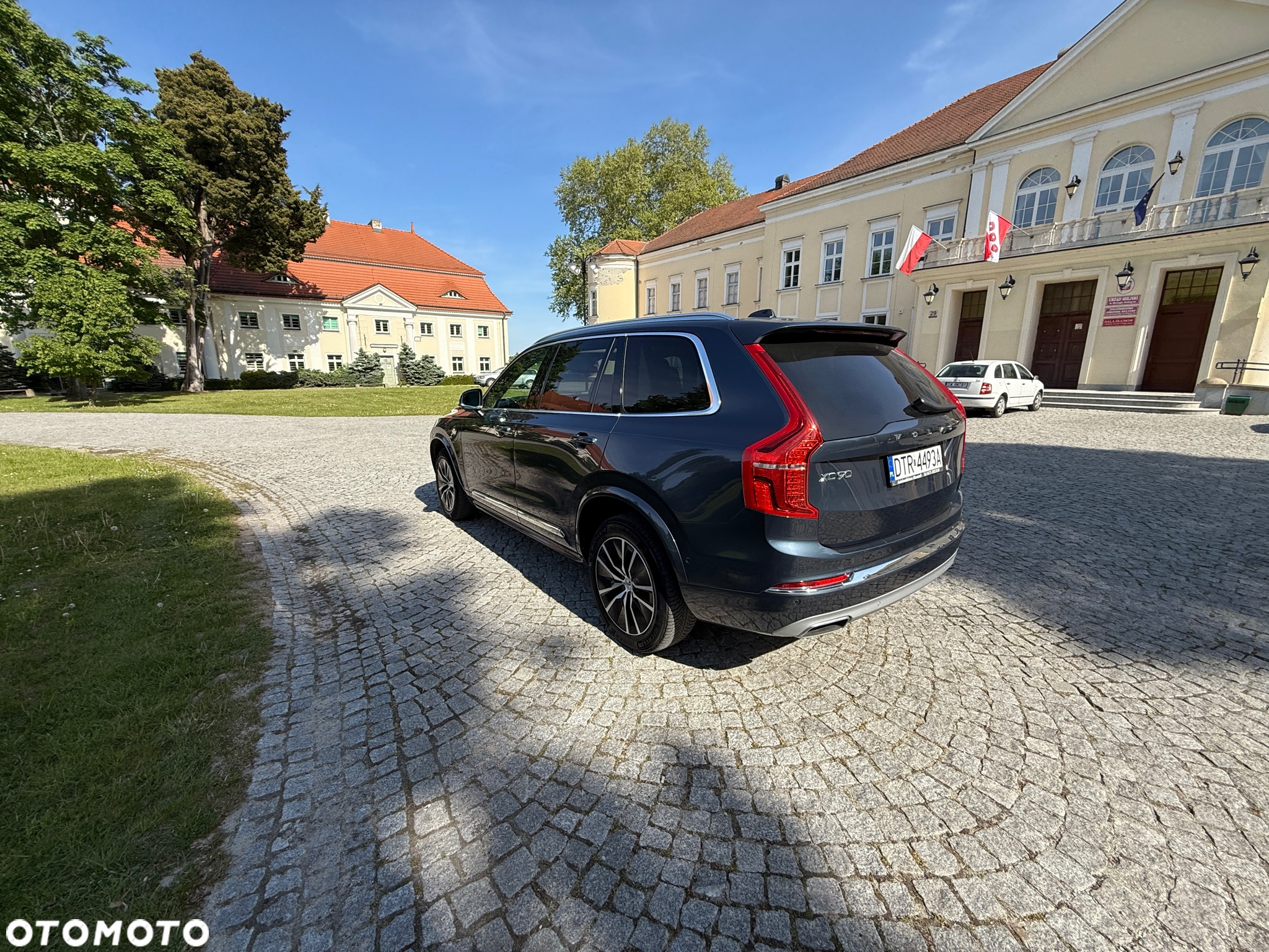 Volvo XC 90 - 8