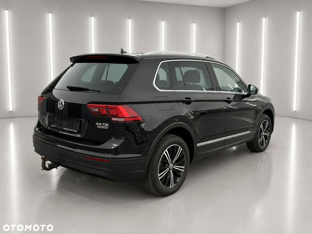 Volkswagen Tiguan - 8