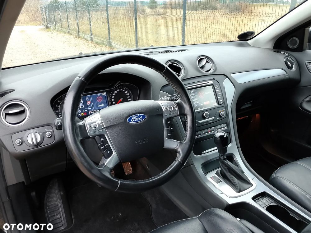 Ford Mondeo 2.0 EcoBoost Titanium X - 19