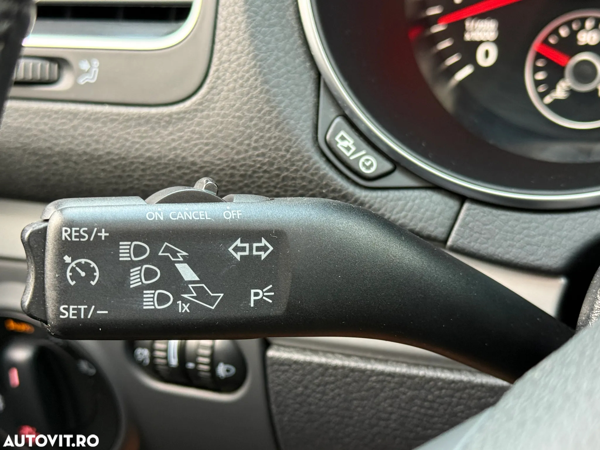 Volkswagen Golf Cabrio 1.4 TSI DSG - 23