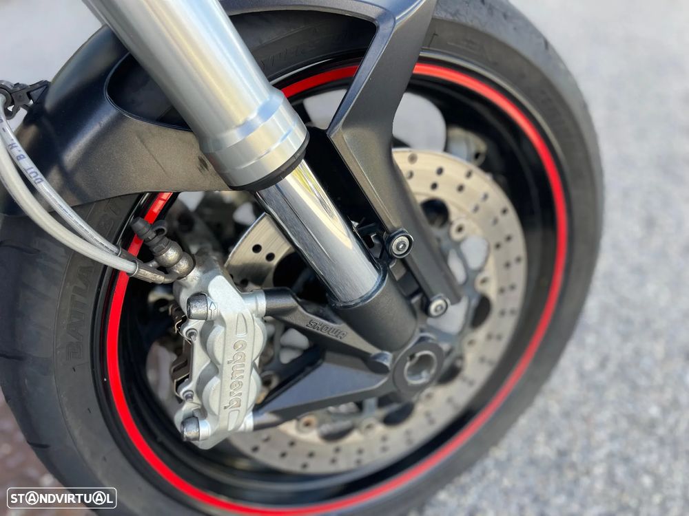 Ducati Monster 696 + - 11