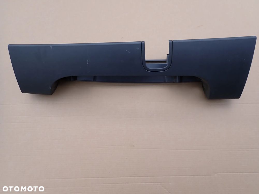 Trafic II Primastar Vivaro Lift Obudowa Lampy Tył - 3