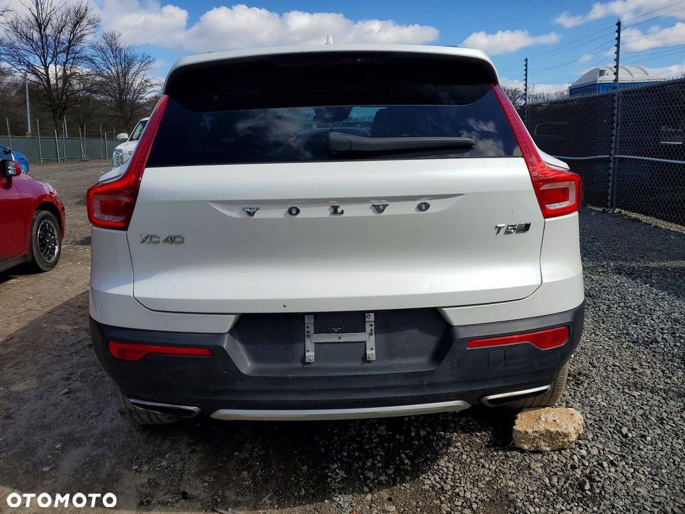 Volvo XC 40 T5 AWD Inscription - 24
