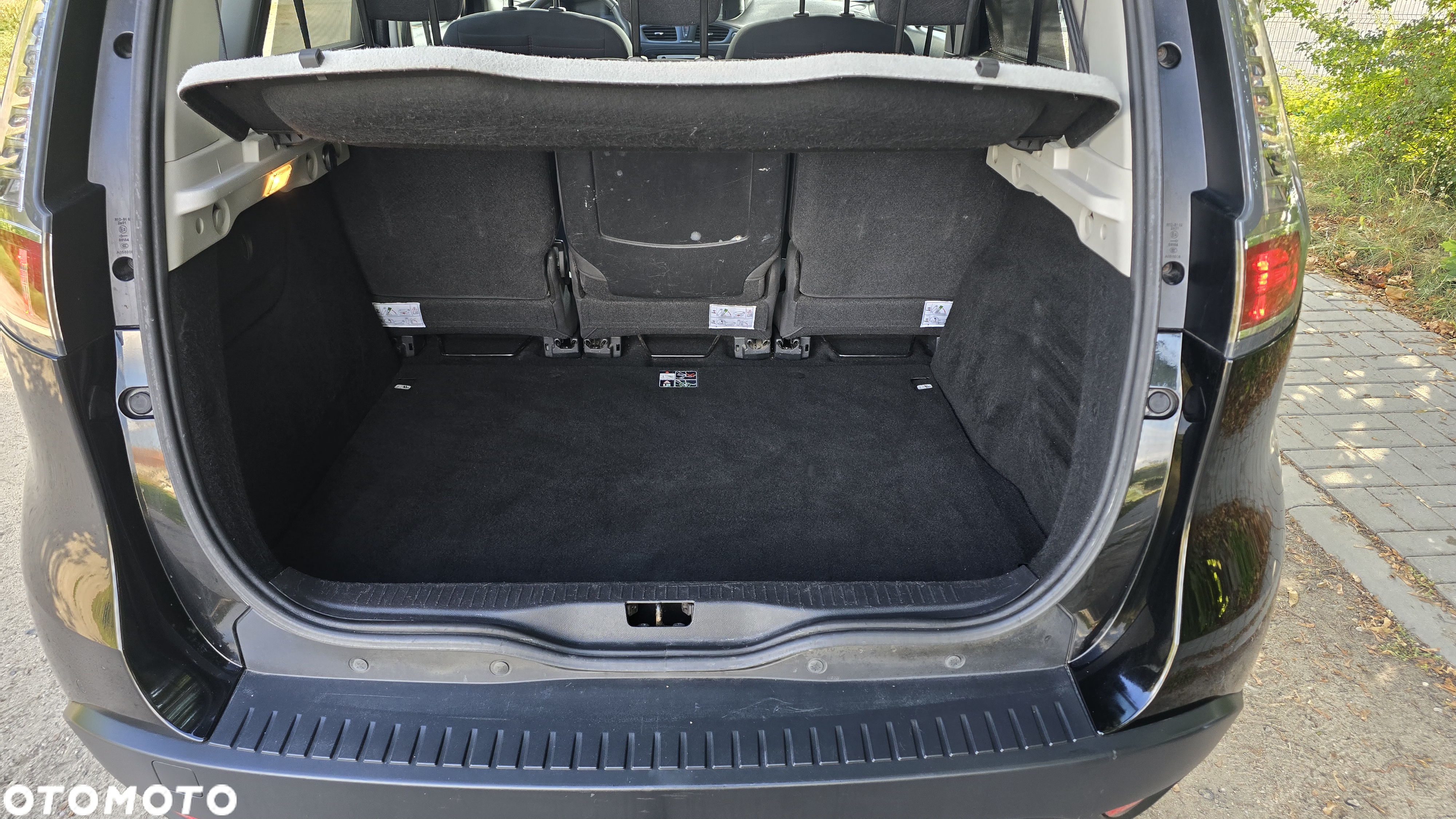 Renault Scenic ENERGY dCi 110 LIMITED - 21