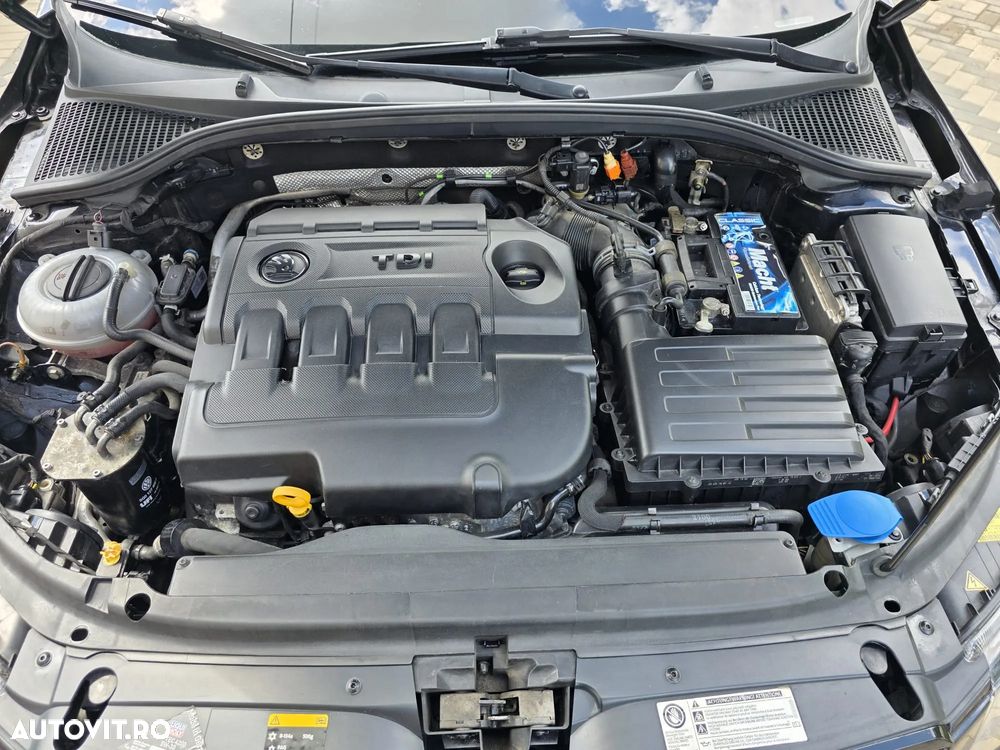 Skoda Octavia 2.0 TDI AMBITION DSG - 9