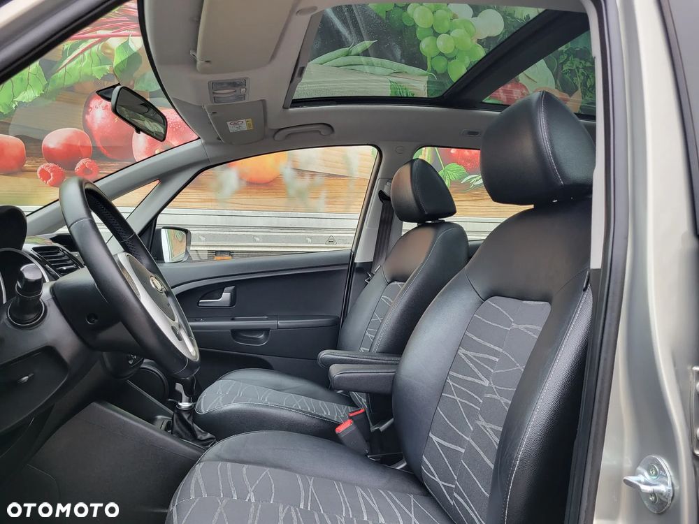 Kia Venga 1.4 CVVT Business Line - 18