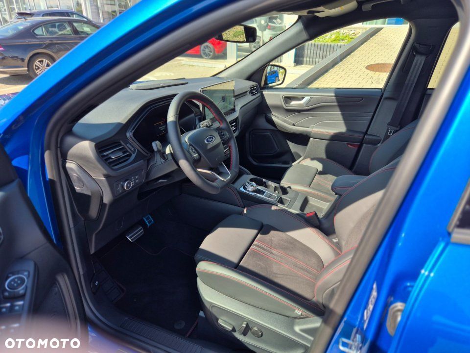 Ford Kuga - 12