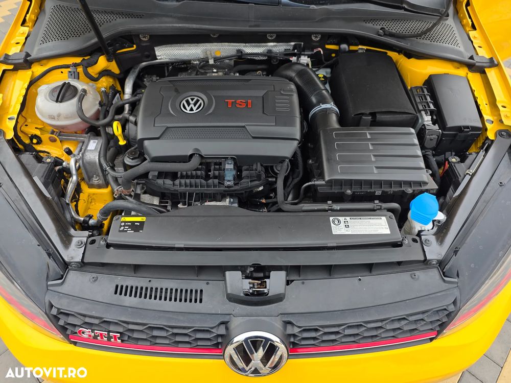 Volkswagen Golf GTI Performance BlueMotion Technology DSG - 20