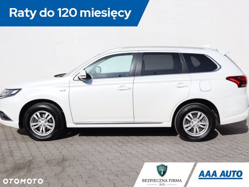 Mitsubishi Outlander - 4
