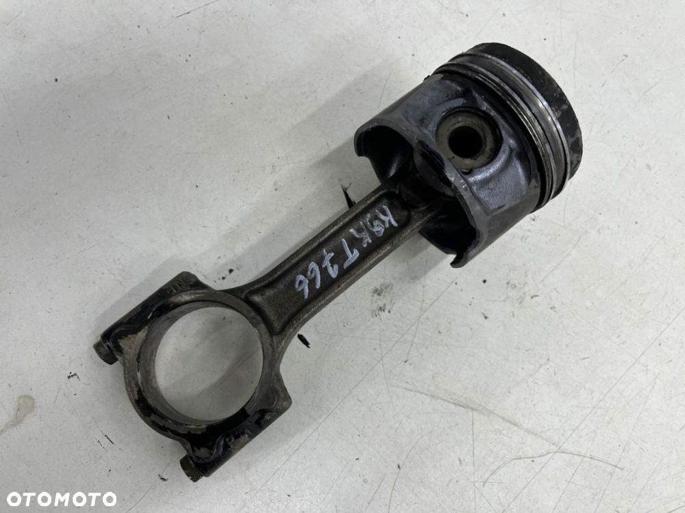 Tłok korbowód Renault Megane Clio Scenic Laguna Dacia Logan Duster Sandero Qashqai 1.5 dCi K9KT766 - 12