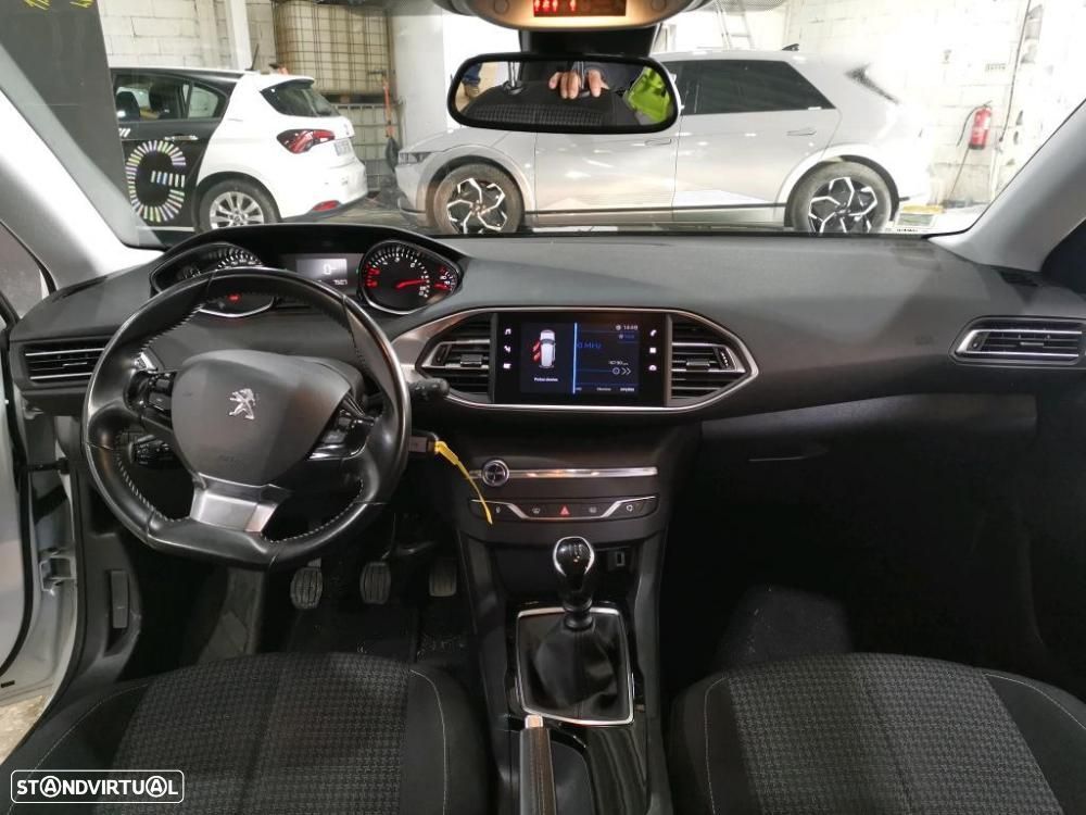 Peugeot 308 1.5 BlueHDi Business Line - 6