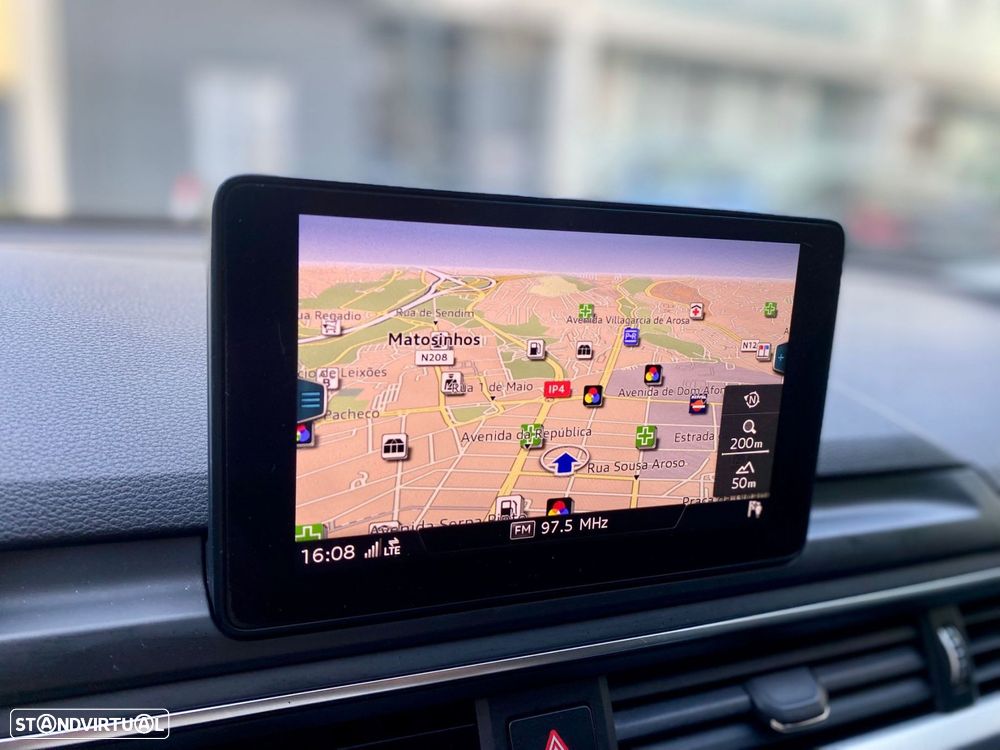 Audi A4 Avant 2.0 TDI Business Line Sport - 17