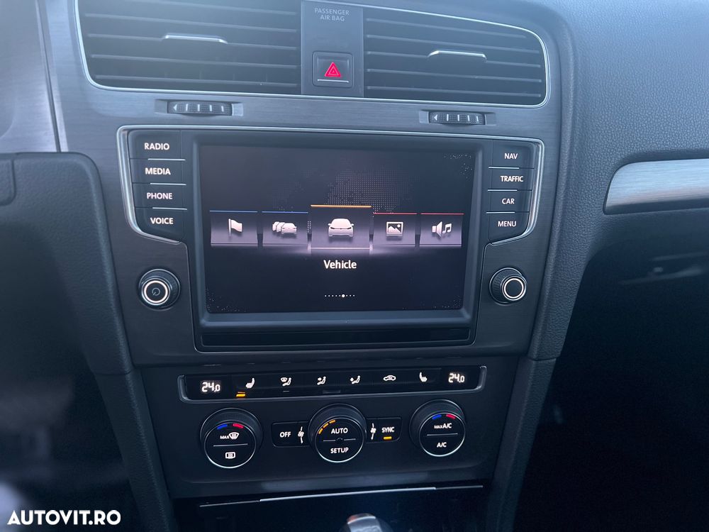 Volkswagen Golf 2.0 TDI DPF BMT DSG Highline - 17