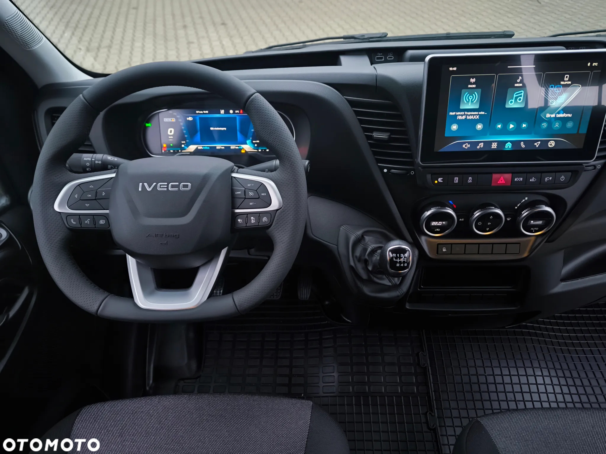 Iveco Daily FURGON L4H3 brygadowy 7 miejsowy - 7
