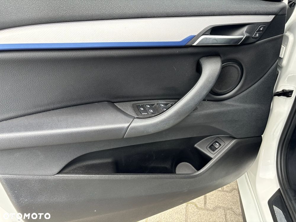 BMW X2 sDrive18i - 12