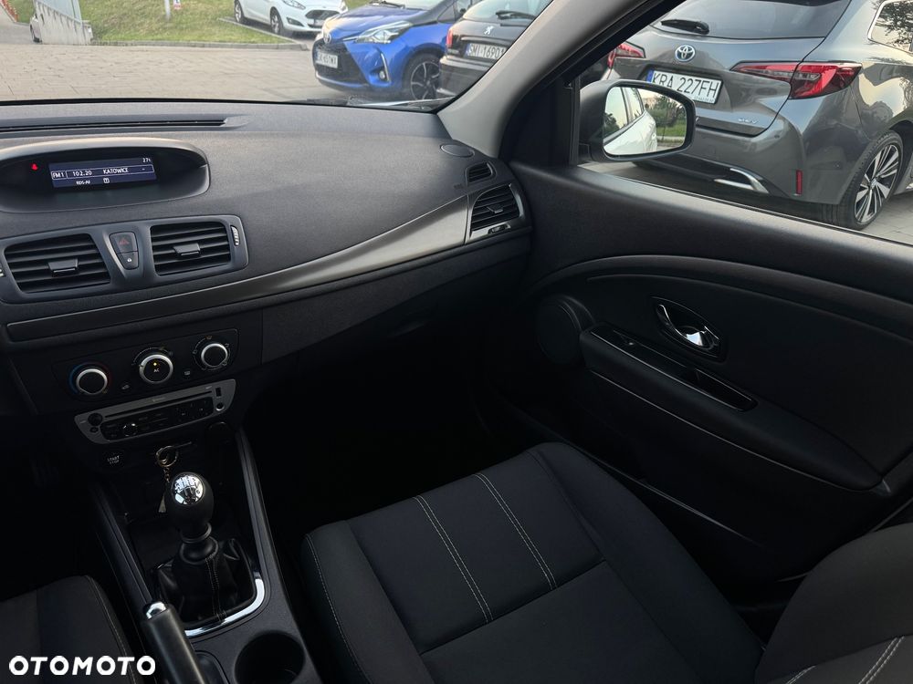 Renault Megane 1.5 dCi Bose - 10