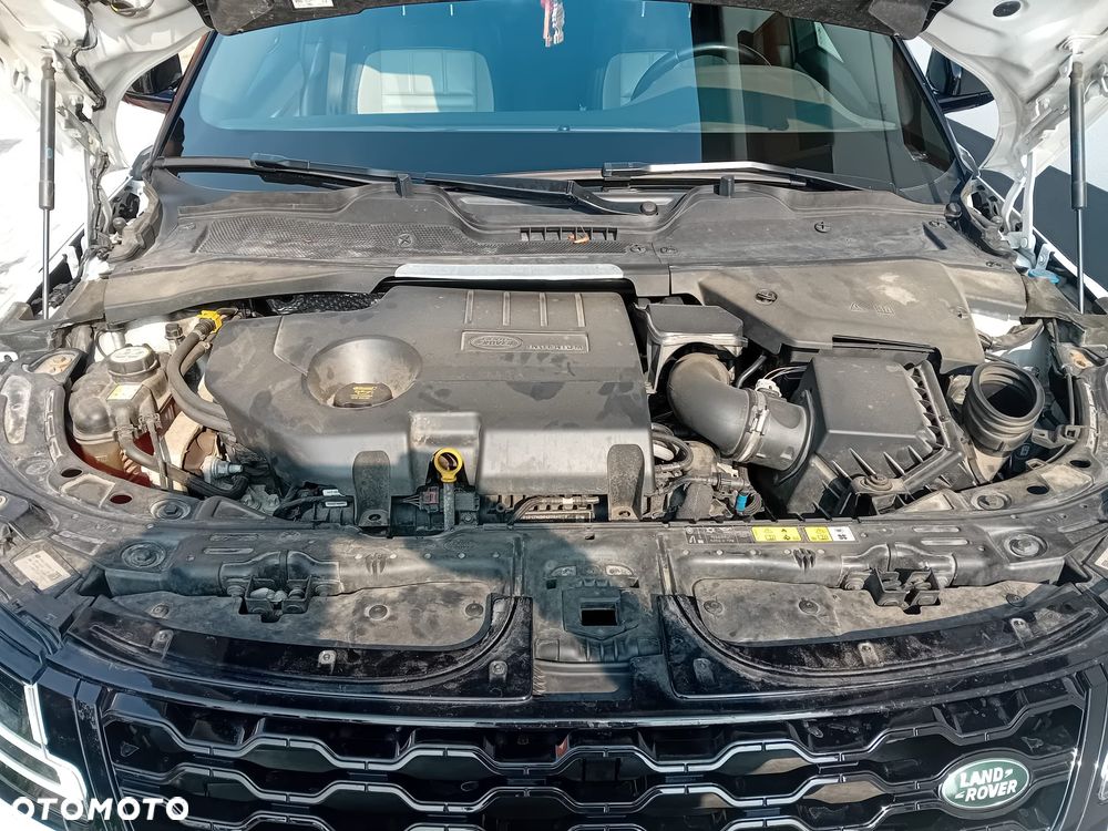 Land Rover Range Rover Evoque - 28