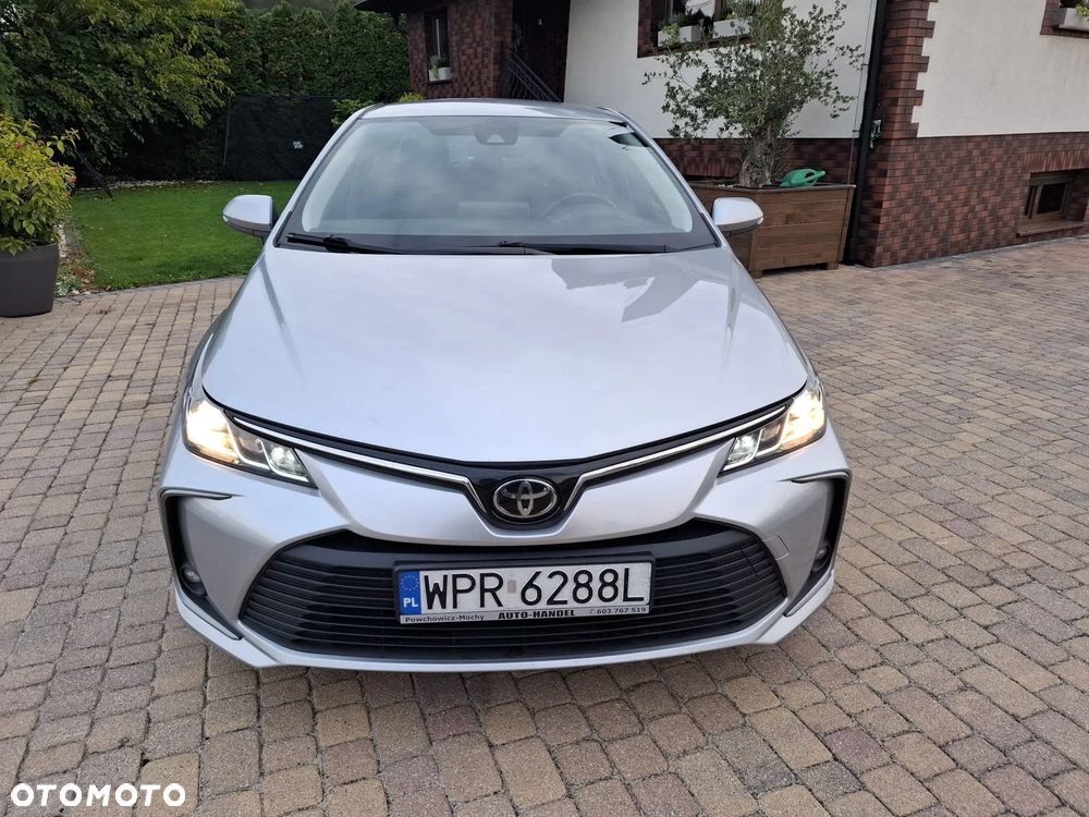 Toyota Corolla 2023 photo 2