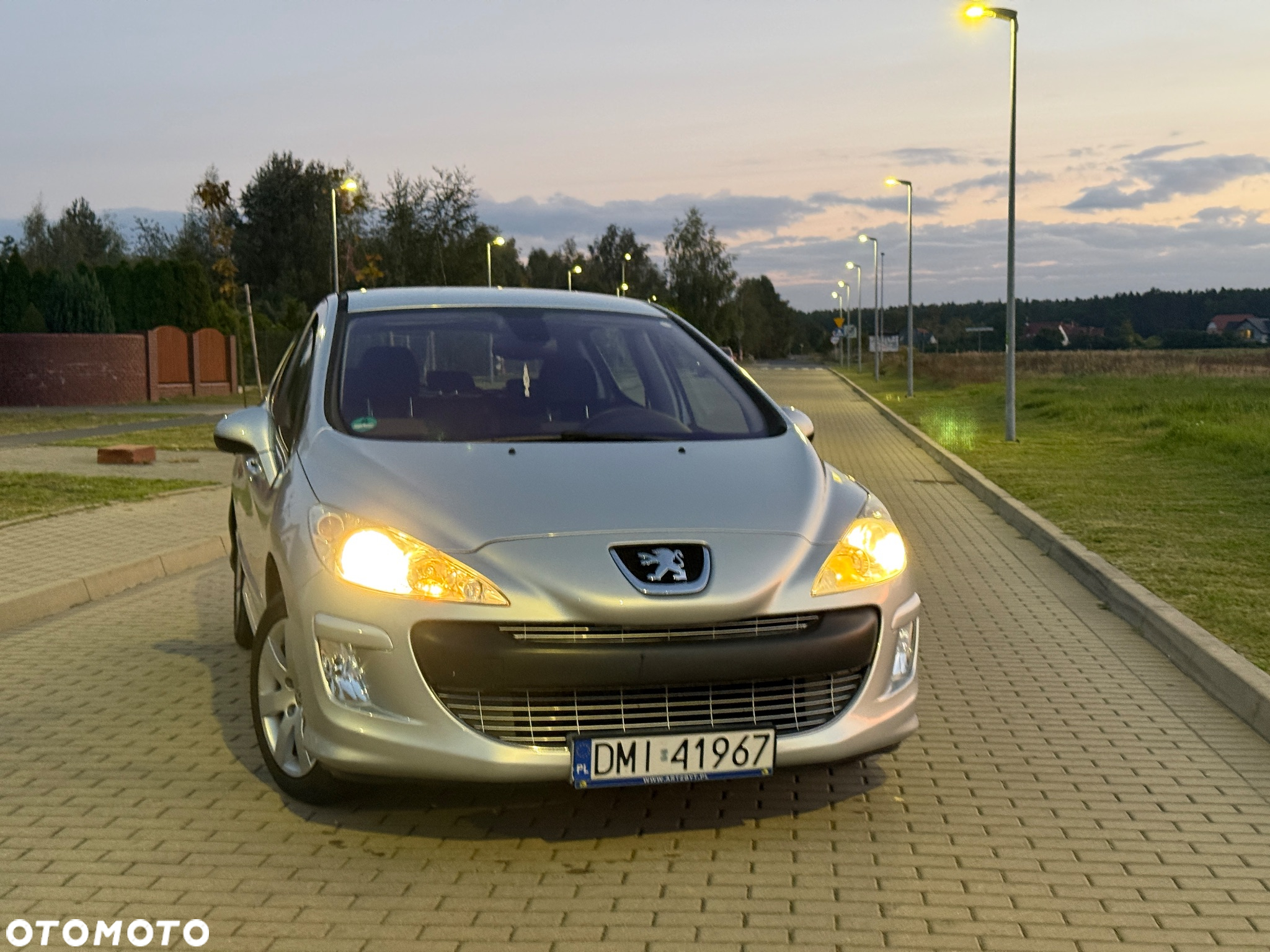 Peugeot 308 1.6 Premium - 4