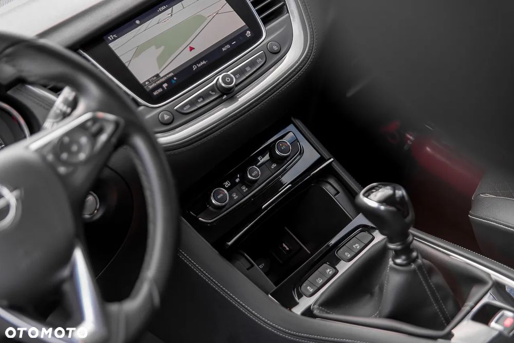 Opel Grandland X 1.2 Start/Stop Business Elegance - 15