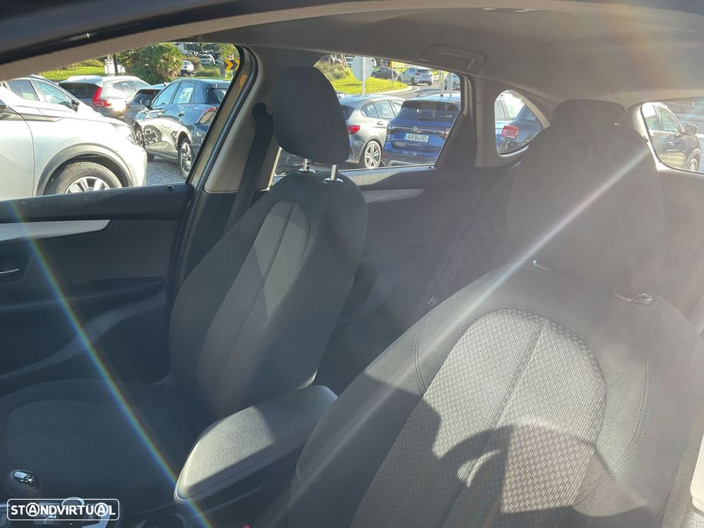 BMW 216 Active Tourer d - 22