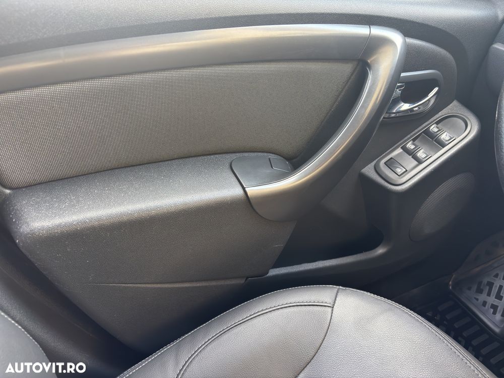 Dacia Duster dCi 110 FAP 4x4 Prestige - 18
