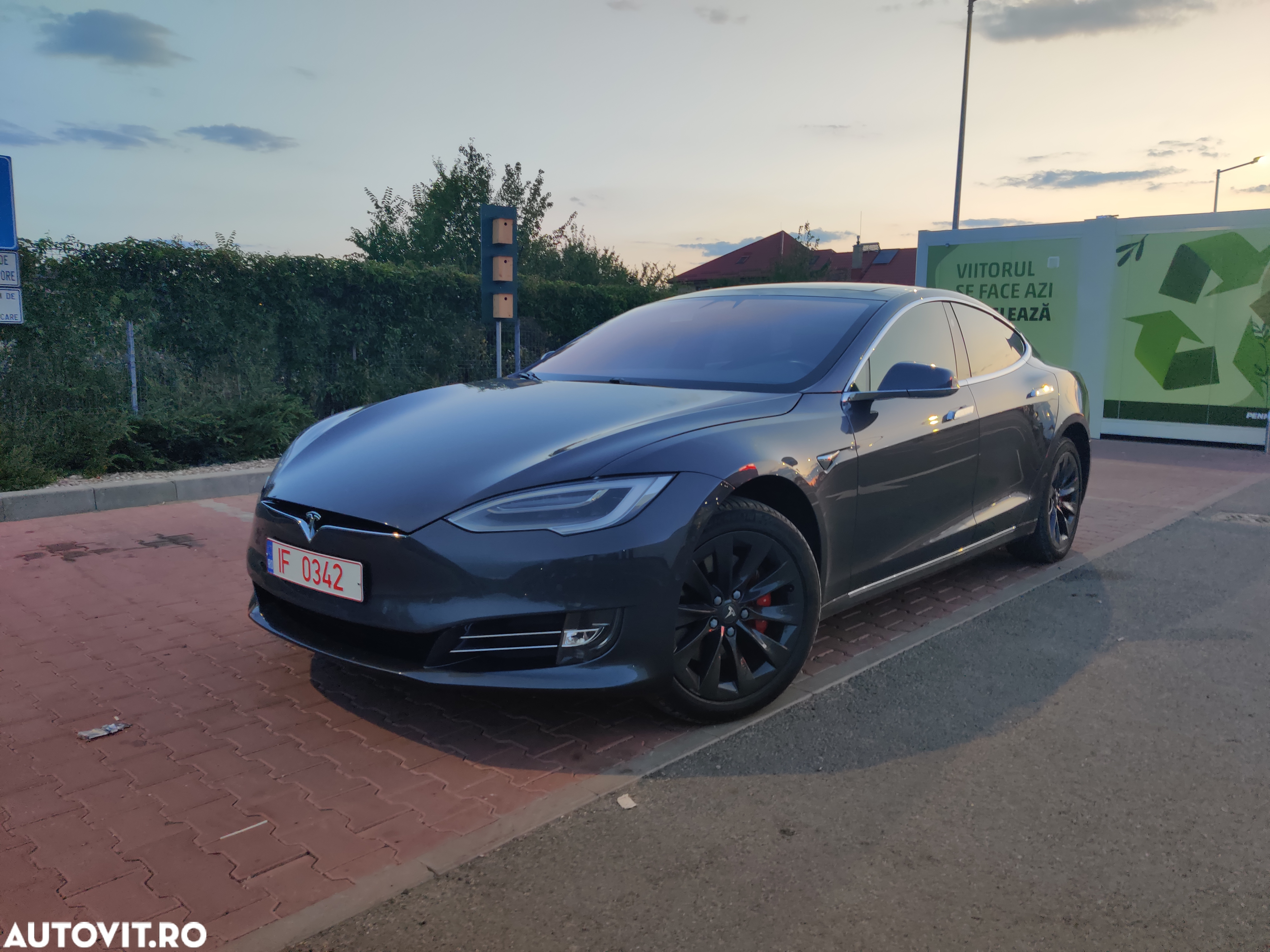 Tesla Model S 70D Allradantrieb - 10
