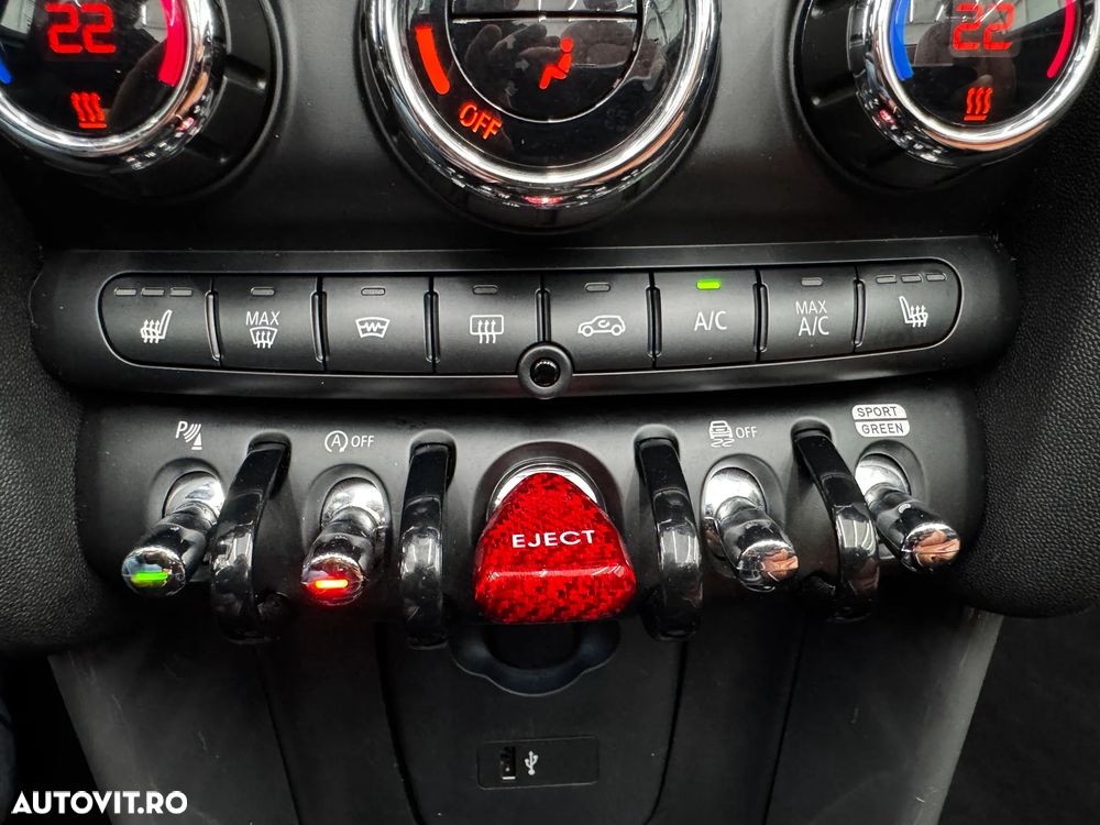 Mini Cooper John Works Trim - 25